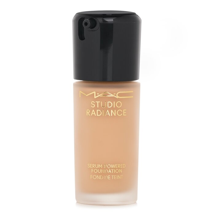 MAC Studio Radiance Serum Powered Liquid Foundation 30ml/1ozProduct Thumbnail