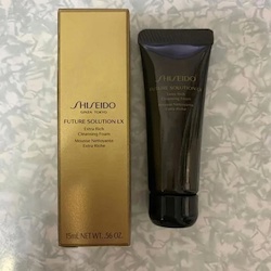 Shiseido 資生堂 FUTURE SOLUTION LX Extra Rich Cleansing Foam