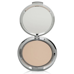 シャンテカイユ Chantecaille Chantecaille Compact Makeup Powder