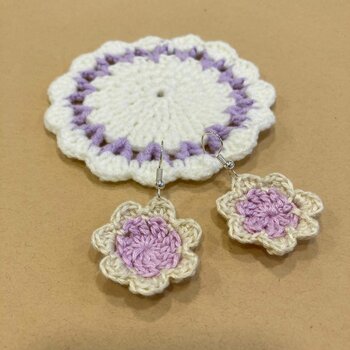 Artperience Crochet Workshop Picture Color