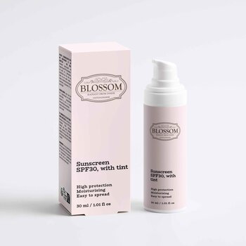 Blossom Blossom Sunscreen SPF30, with tint, designed from the UK Fixed Size
