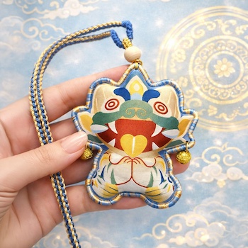 Ji Qing Tang Roof Cat Prosperity Charm Sachet - # Blue 