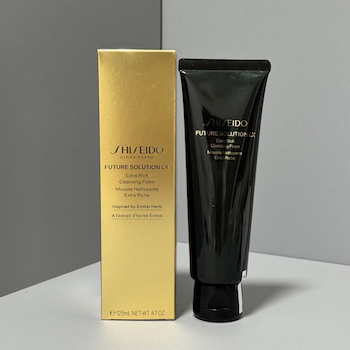 시세이도 Shiseido Future Solution LX Extra Rich Cleansing Foam 125ml