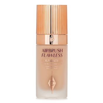 Charlotte Tilbury 夏洛特·蒂伯里 Charlotte Tilbury 輕盈無瑕粉底 2 冷調(新舊包裝隨機) 30ml