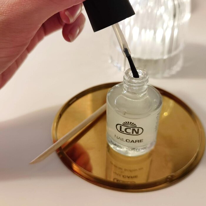 LCN 큐티클 연화제 16ml 16mlProduct Thumbnail