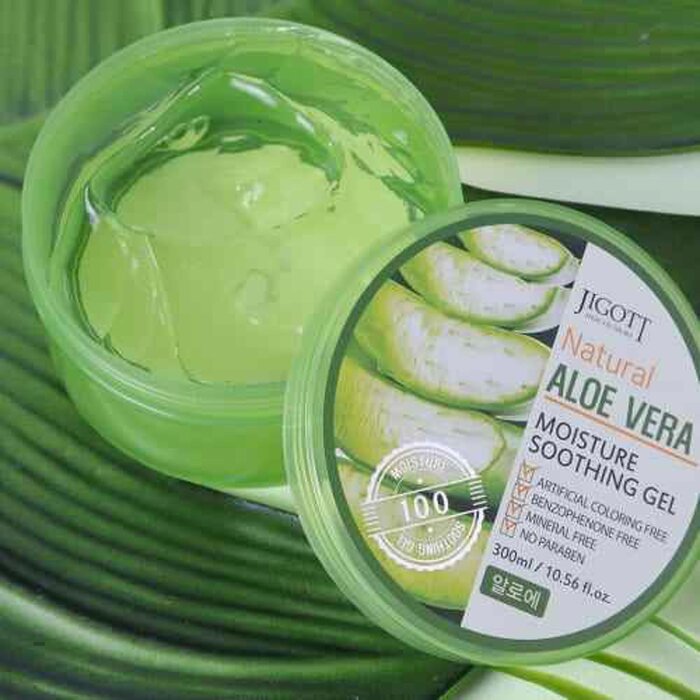 Jigott (ジゴット) Jigott Moisture Aloe Vera Soothing Gel 300mlProduct Thumbnail