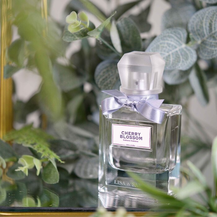 リサとサラ Lisa and Sara CHERRY BLOSSOM AQUA PERFUME 60mlProduct Thumbnail