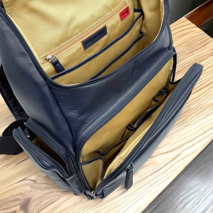 Leatheraft Bernard Business Leather RFID Entrepreneur Backpack(navy) 40x35.5x18cmProduct Thumbnail