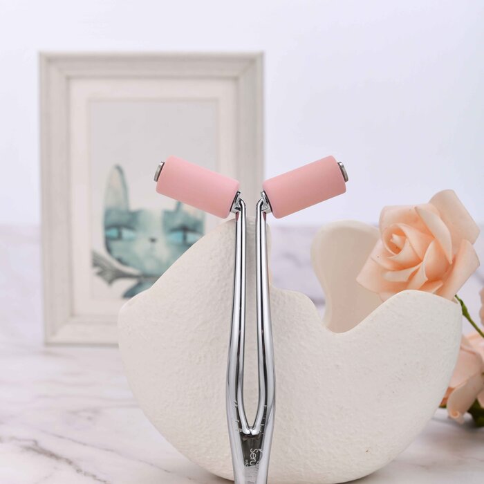 Japan Healthcare Institute Inc. (JHc) SerumAnge Hormesis Ion Roller fixed sizeProduct Thumbnail