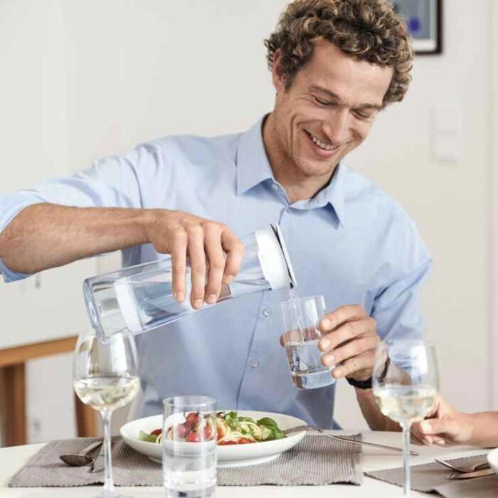 BRITA BRITA Mind 1.3L water filter bottle (incl 1pc + 3 pcs Micro Disc)- white Fixed SizeProduct Thumbnail