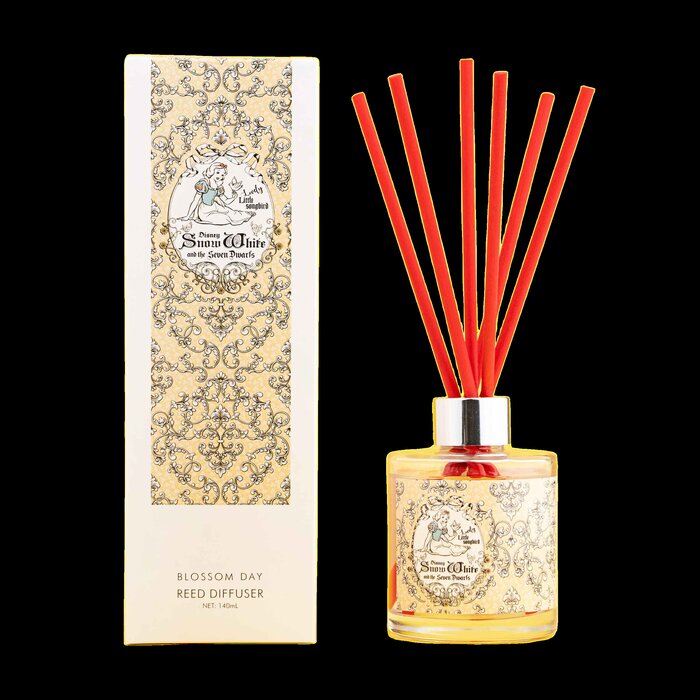 everybody LABO Disney - Antique Snow White Reed Diffuser 140mlProduct Thumbnail