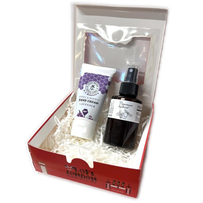Chain Bridge Honey Farm Gift Set-Essential Oil Spray and Honey & Beeswax Hand Cream Tube (Lavender) 118ml+50gProduct Thumbnail