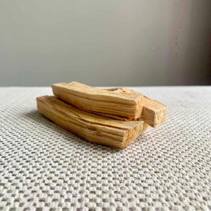 La Tienda Premium Ecuadorian Palo Santo Wood Stick 96gProduct Thumbnail