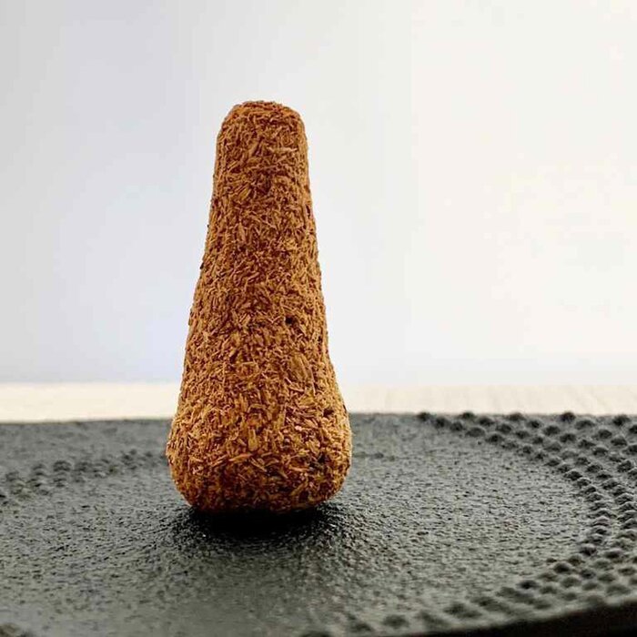ラ ティエンダ La Tienda Palo Santo Handmade Incense Cone 30'sProduct Thumbnail