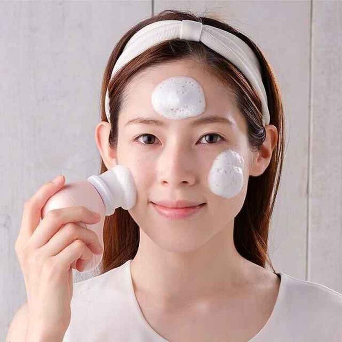 Festino Facial Cleansing Brush Fixed SizeProduct Thumbnail
