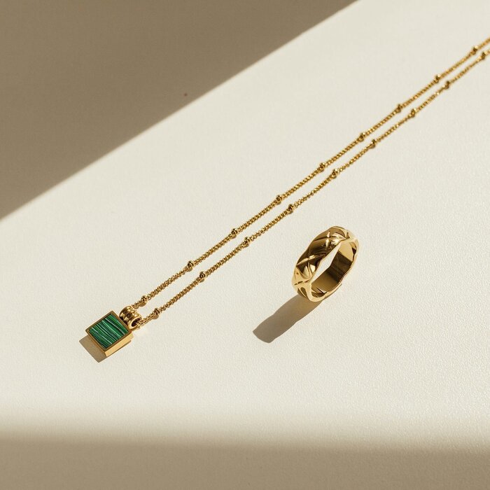 eclater jewellery Malachite Square Necklace 43 - 48 cmProduct Thumbnail