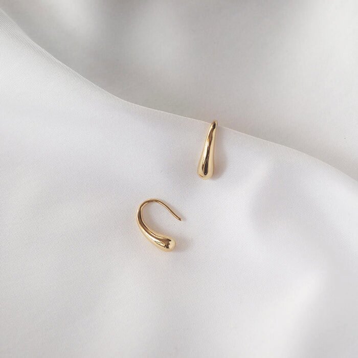 eclater jewellery Colette Earrings 2 cmProduct Thumbnail