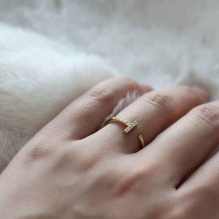 eclater jewellery T Ring - Gold Open-EndProduct Thumbnail