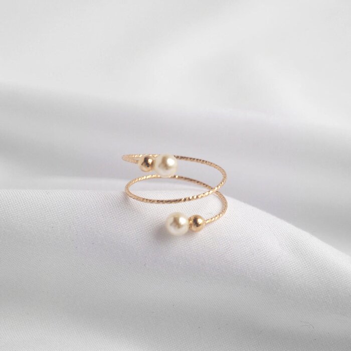 eclater jewellery Dion Pearls Ring 55-59mmProduct Thumbnail