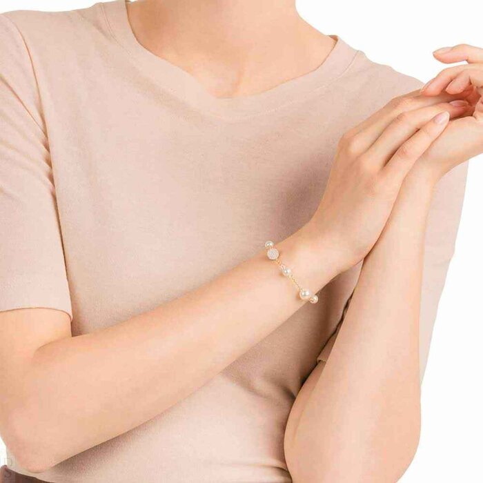 Swarovski SWAROVSKI REMIX Swarovski soft pearl bracelet invisible magnetic clasp rose gold plated 5365738 Picture ColorProduct Thumbnail