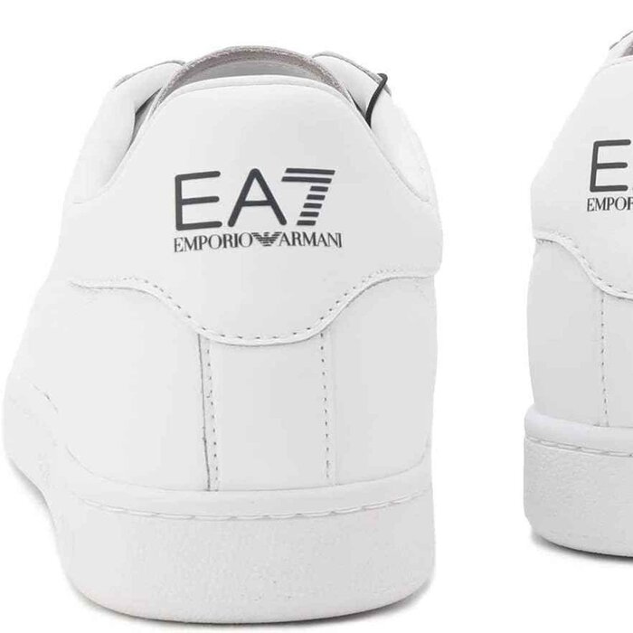 Emporio Armani EMPORIO ARMANI embossed logo fashion sneakers X8X001 XCC51 0001 7 Fixed SizeProduct Thumbnail