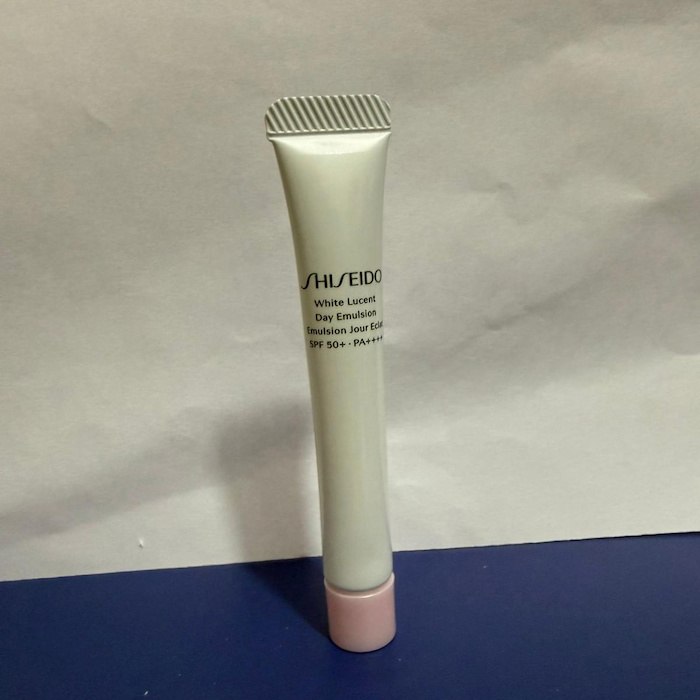 Shiseido White Lucent Day Emulsion 5mlProduct Thumbnail