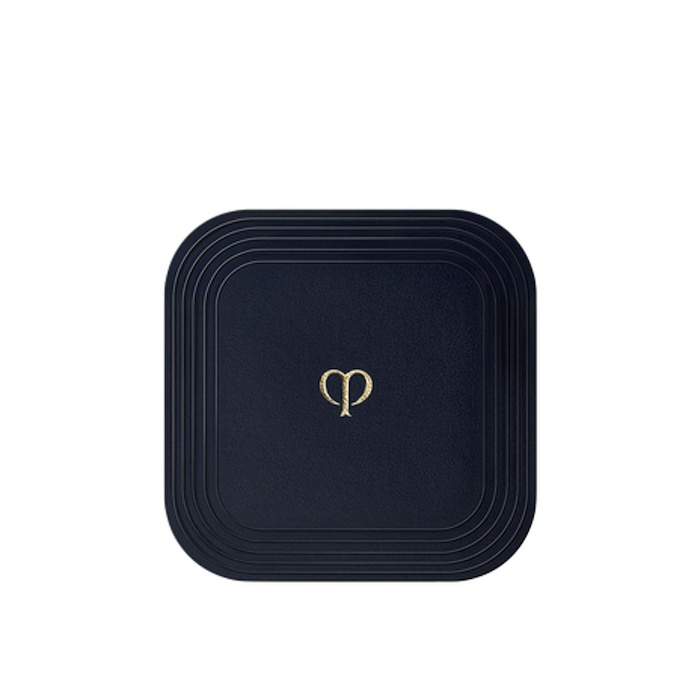 Cle De Peau REFINING PRESSED POWDER (POUDRE COMPACTE ESSENTIELLE) 5gProduct Thumbnail