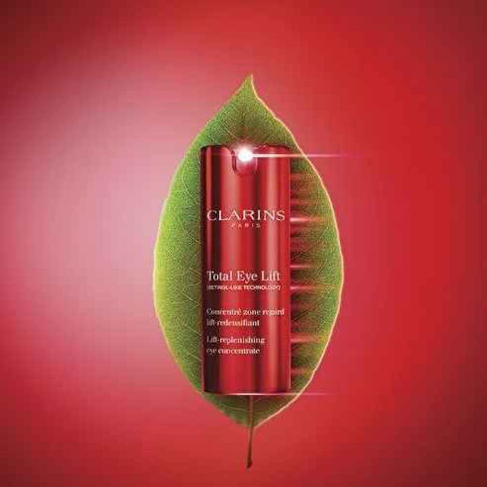 Clarins Total Eye Lift 15mlProduct Thumbnail