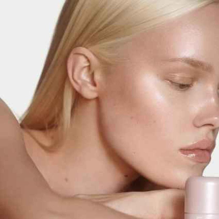 Rhode Highlight Milk (01 Pearly Pink) 65mlProduct Thumbnail