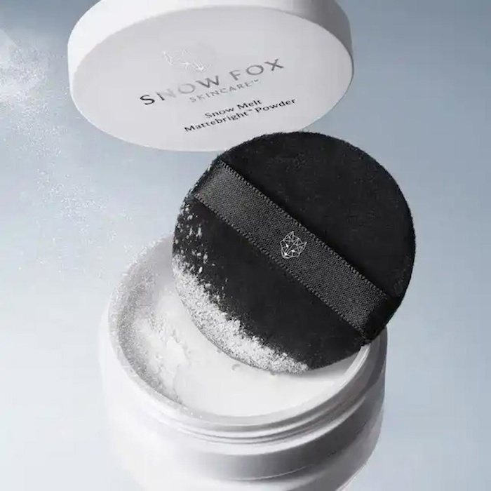 Snow Fox Snow Melt MatteBright Powder with Powder Puff 0.19 fl. oz. / Product Thumbnail