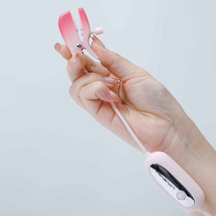 LOVENSE Lovense Gemini Nipple Clamps GeminiProduct Thumbnail