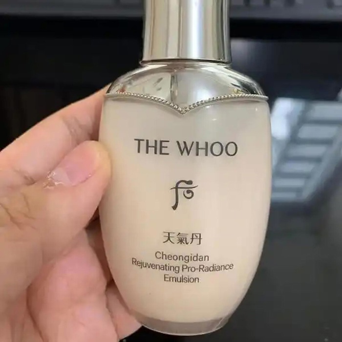 Whoo (The History Of Whoo) Cheongidan Rejuvenating Pro Radiance Emulsion 25mlProduct Thumbnail
