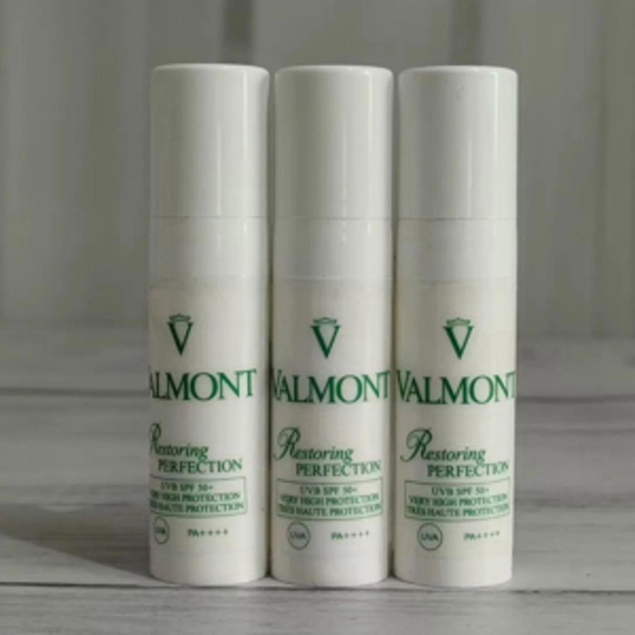 Valmont Restoring Perfection (5ml or 30ml) 30ml (New)Product Thumbnail