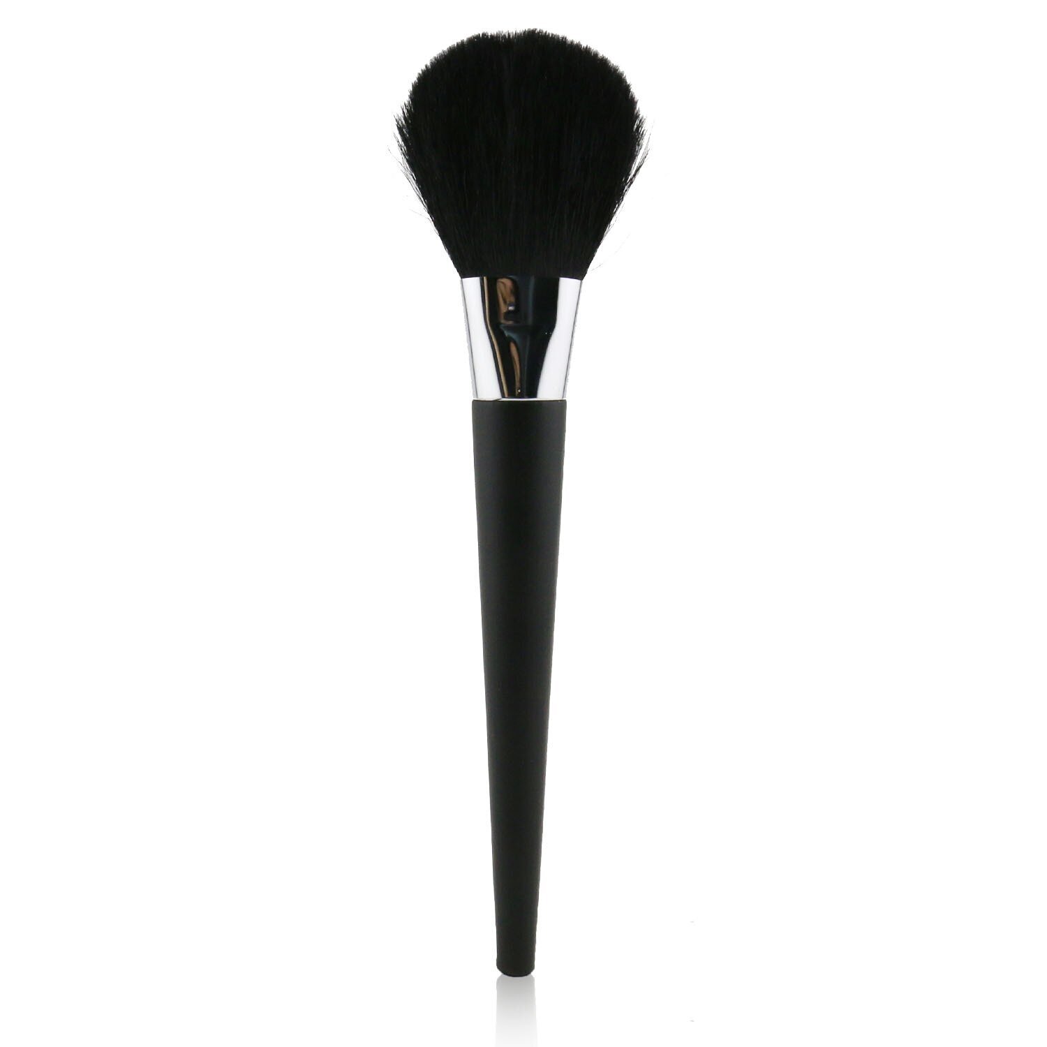 Christian Dior Backstage Brushes Professional Finish Powder Foundation Brush (Light Coverage) Picture Color