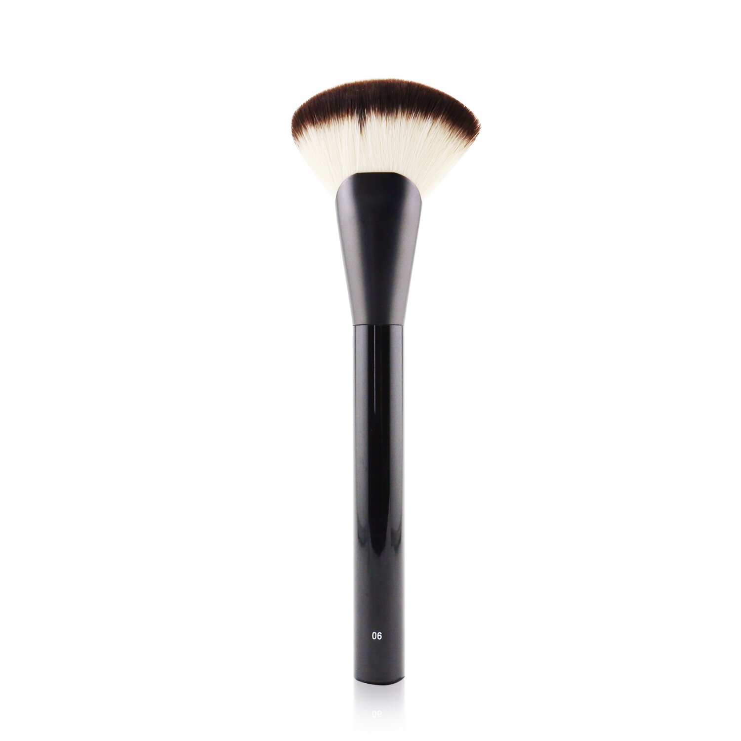 NYX Brocha en Abanico Profesional Picture Color