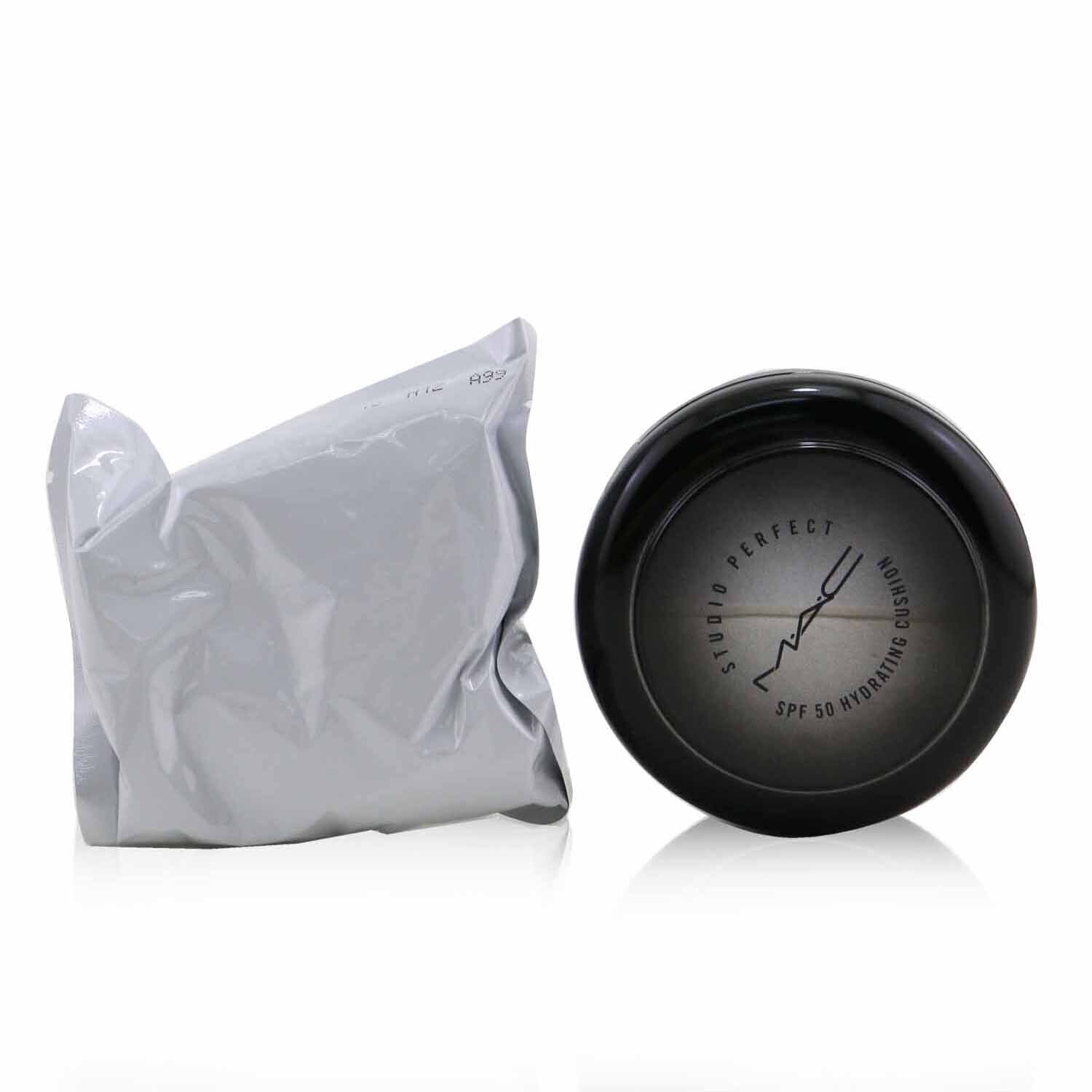 MAC Studio Perfect Hydrating Cushion Compact SPF 50 (With An Extra Refill) 2x12g/0.42oz