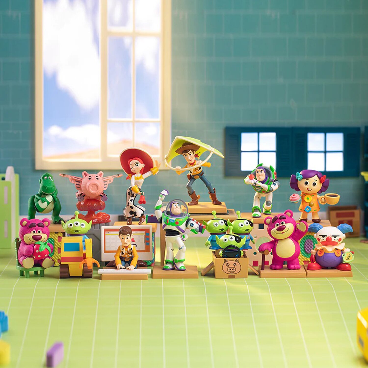 Popmart Disney/Pixar Sunnyside Adventures Series (Case of 12 Blind Boxes) 29x22x12cm