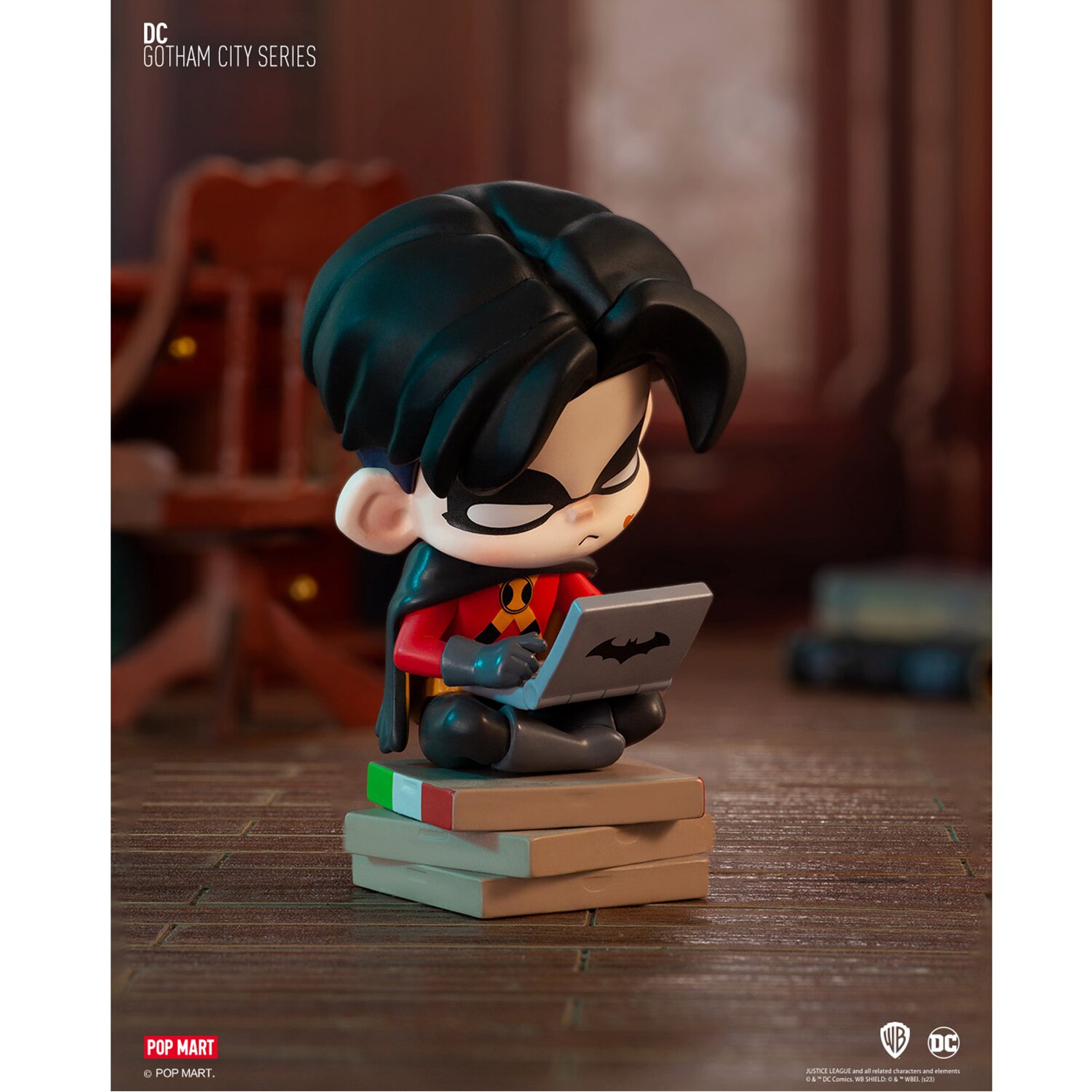 Popmart DC Gotham City (Individual Blind Boxes) 7x11x7cm